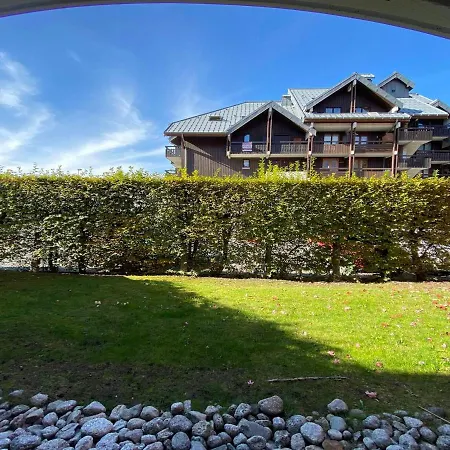 Apartment T3 De 51m² Avec Terrasse En Plein Centre De - Proche Commerces, Parking Prive - Fr-1-624-28