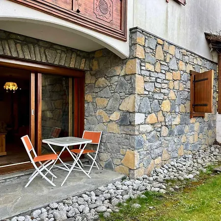 T3 De 51m² Avec Terrasse En Plein Centre De - Proche Commerces, Parking Prive - Fr-1-624-28 Samoens